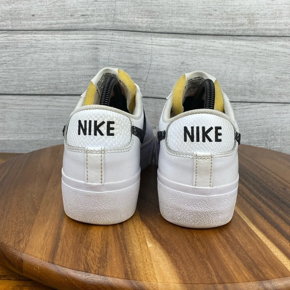 Nike Blazer Low Platform White Black Snakeskin Shoes DZ5210-100 Women’s Size 10